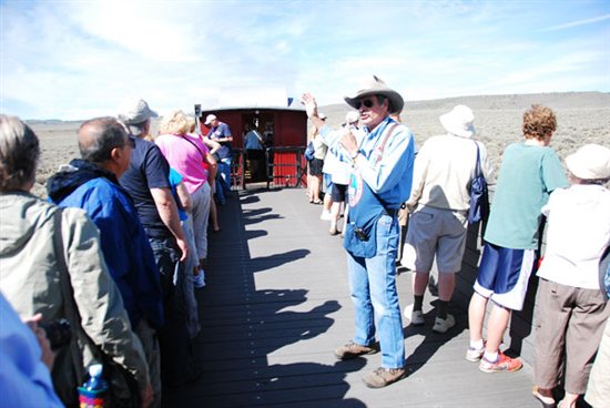 Docent Bob Ross describes the route of the Rio Grande San Juan Extension. Ross is one of the Friends of the Cumbres & Toltec who gives his time to the railroad. Jim Wrinn photo