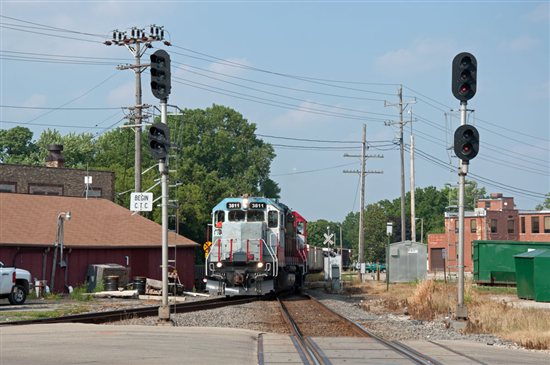 Wisconsin & Southern road freight T003, which originates in Horicon, Wis. (the operating hub of the regional railroad’s northern division) runs to Janesville, Wis., the southern division base.