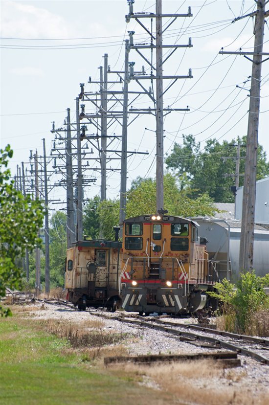 Union Pacific local LPA70 switching cars on a spur off the Waukesha Industrial Lead.